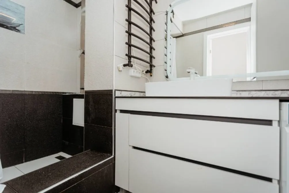 Chișinău Ciocana str. Petru Zadnipru 8