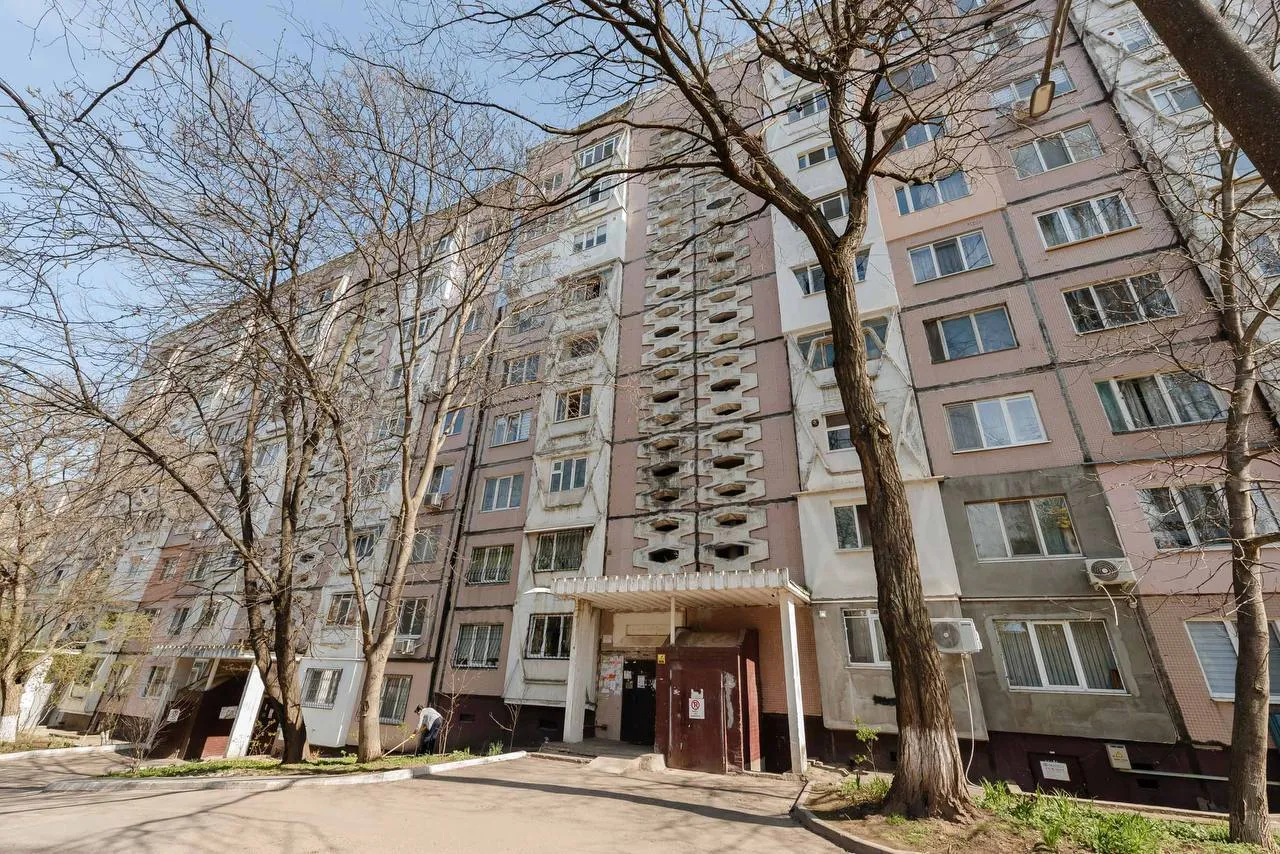 Кишинев Буюканы ул. Онисифор Гибу 15