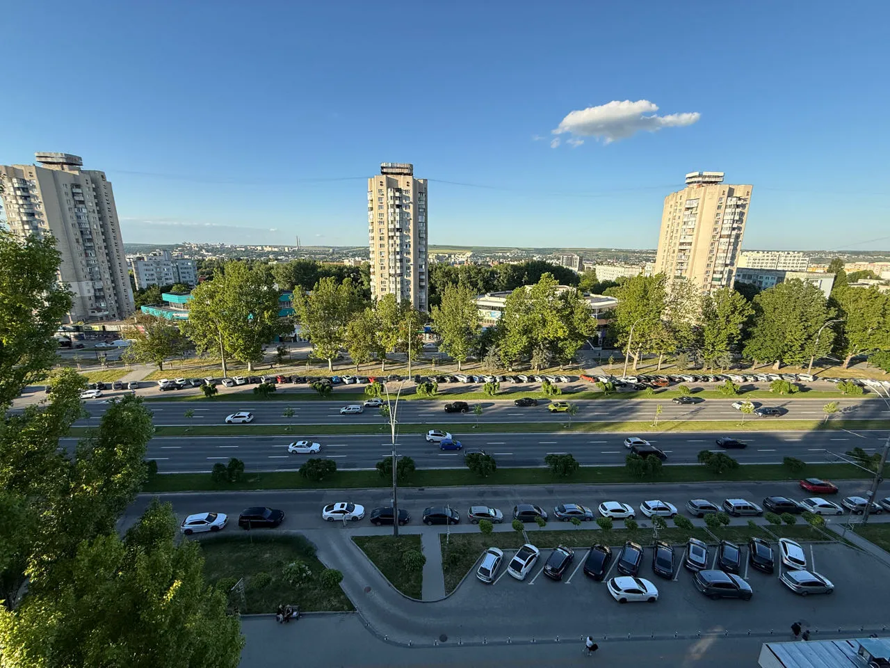 Chișinău Botanica bd. Dacia 11