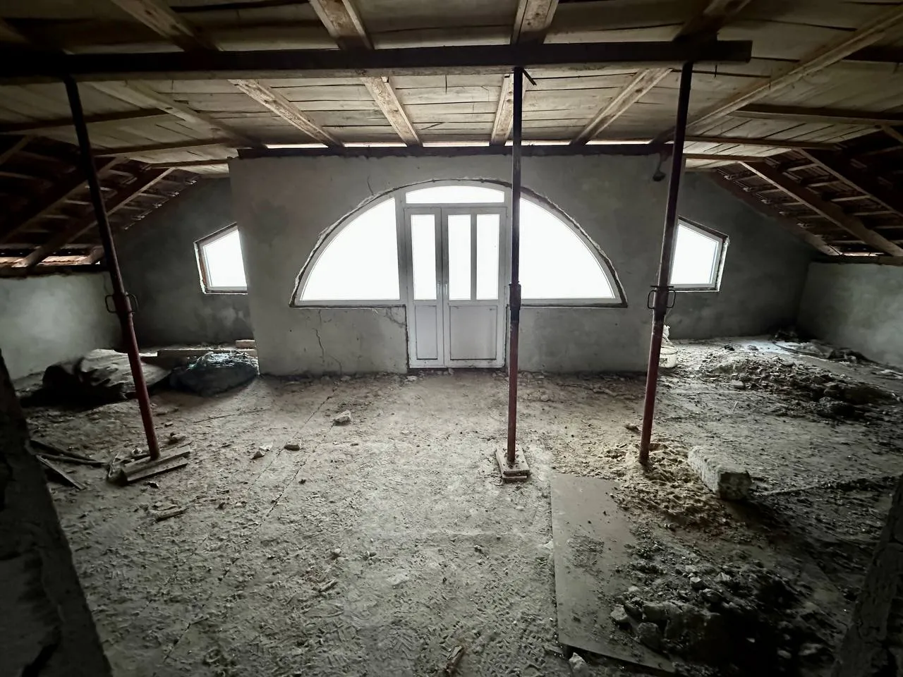 Страшены Кожушна ул. Дойна и Ион Алдя-Теодорович 4