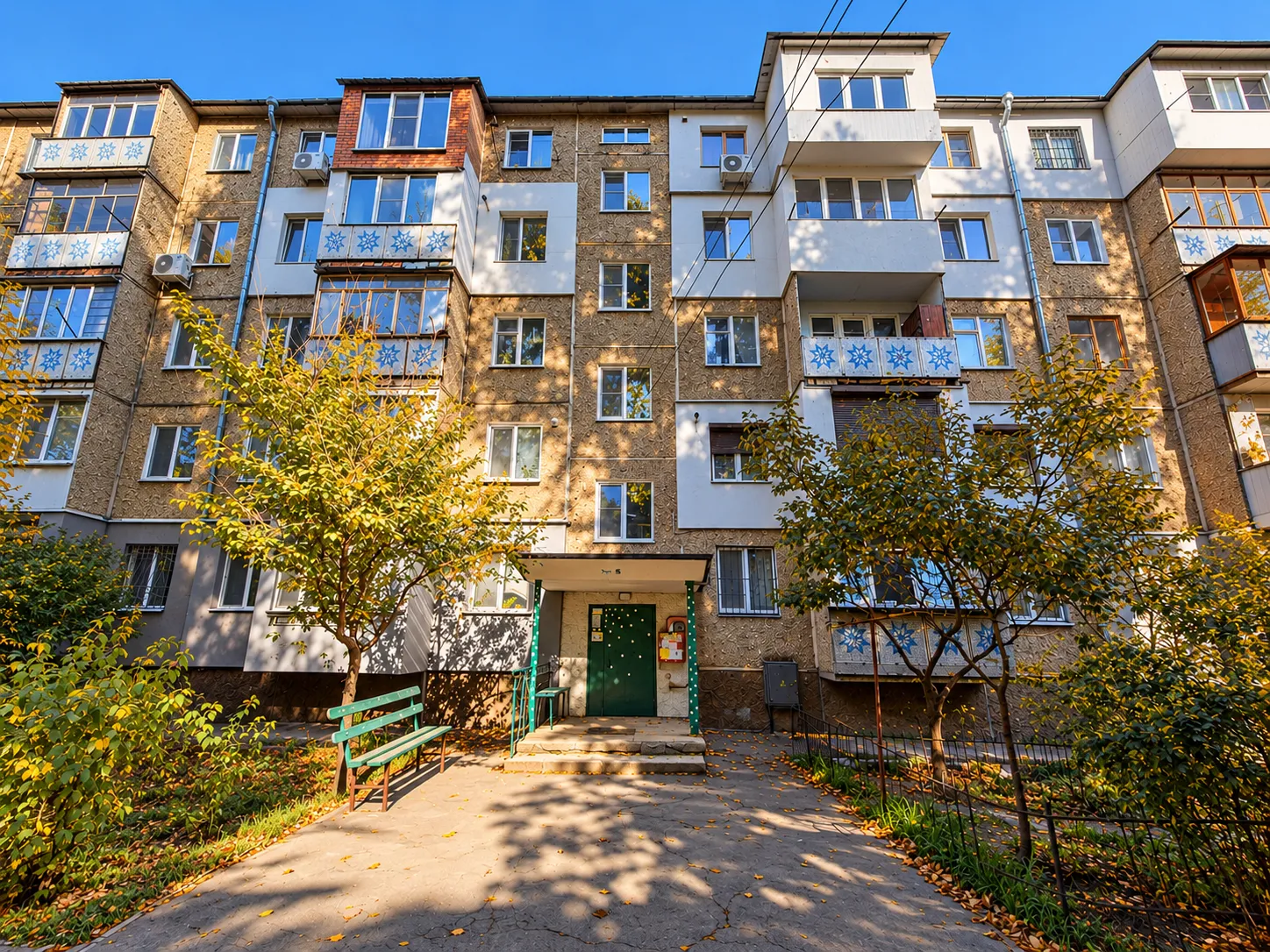 Chișinău str. Hristo Botev 13