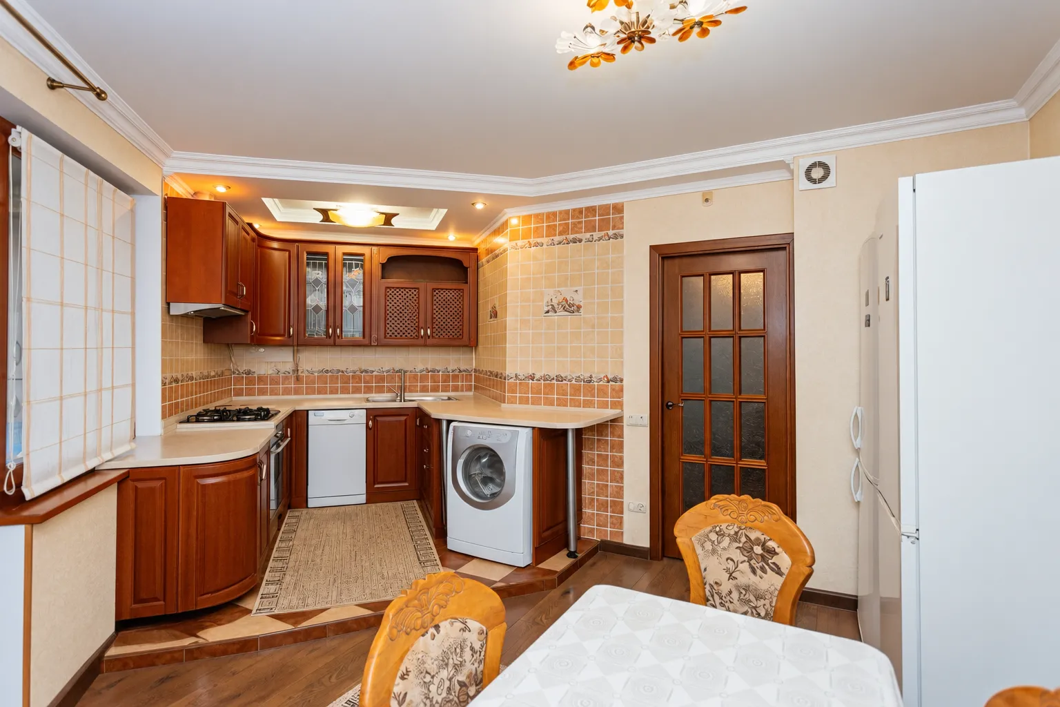 Кишинев Чокана бул. Мирча чел Бэтрын 6