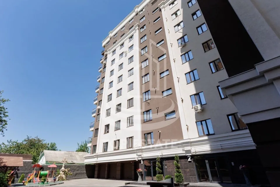 Chișinău Buiucani str. Ion Luca Caragiale  17