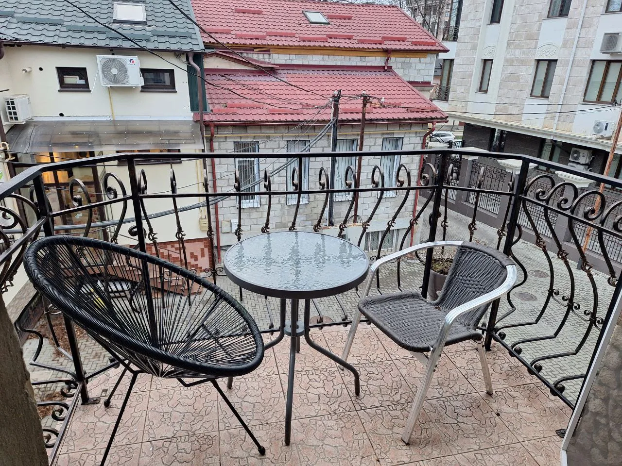 Chișinău Centru str. Vlaicu Pârcălab 21