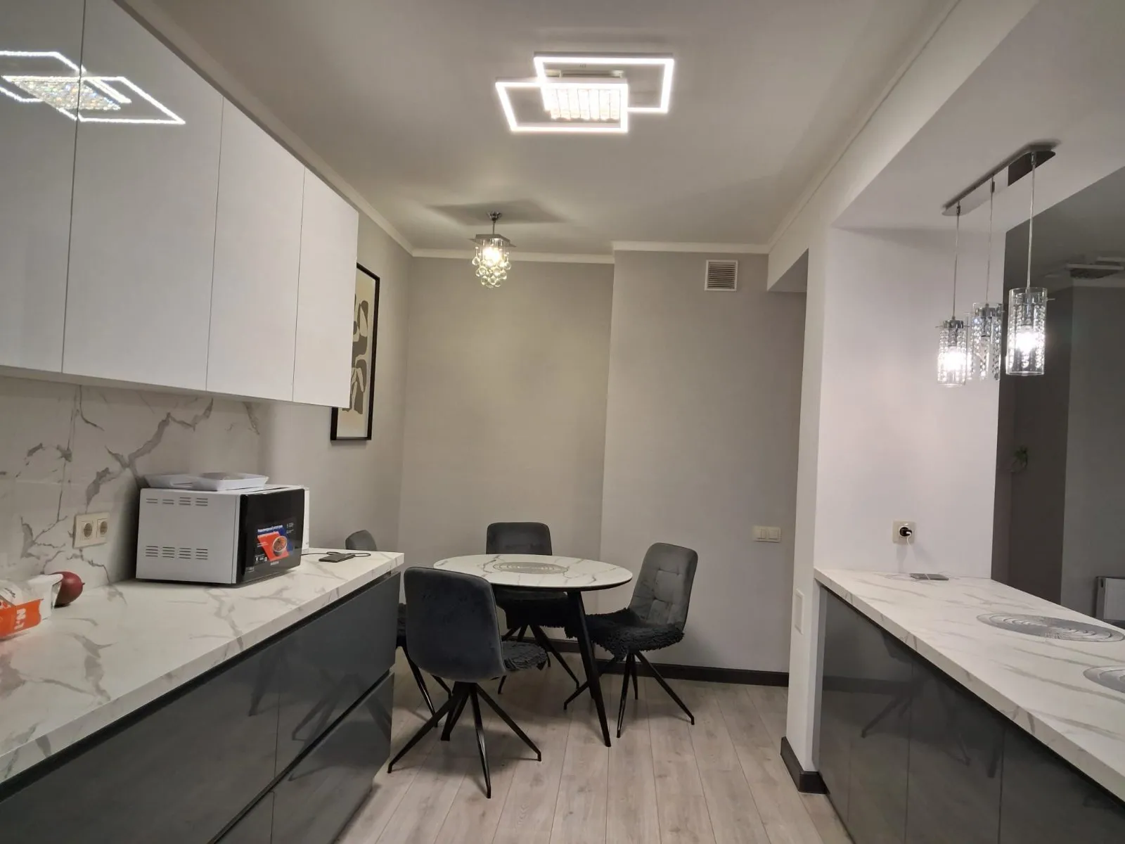 Кишинев Центр ул. Мелестиу 4