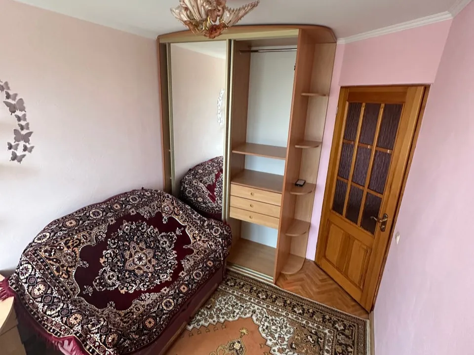 Chișinău Botanica str. Nicolae Zelinski 5