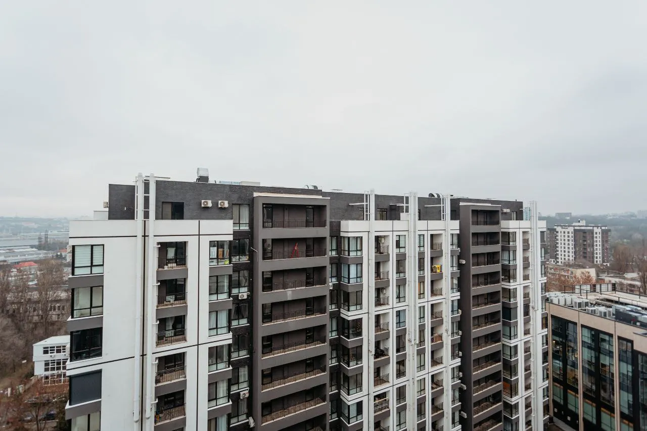 Chișinău Buiucani str. Calea Ieșilor 8