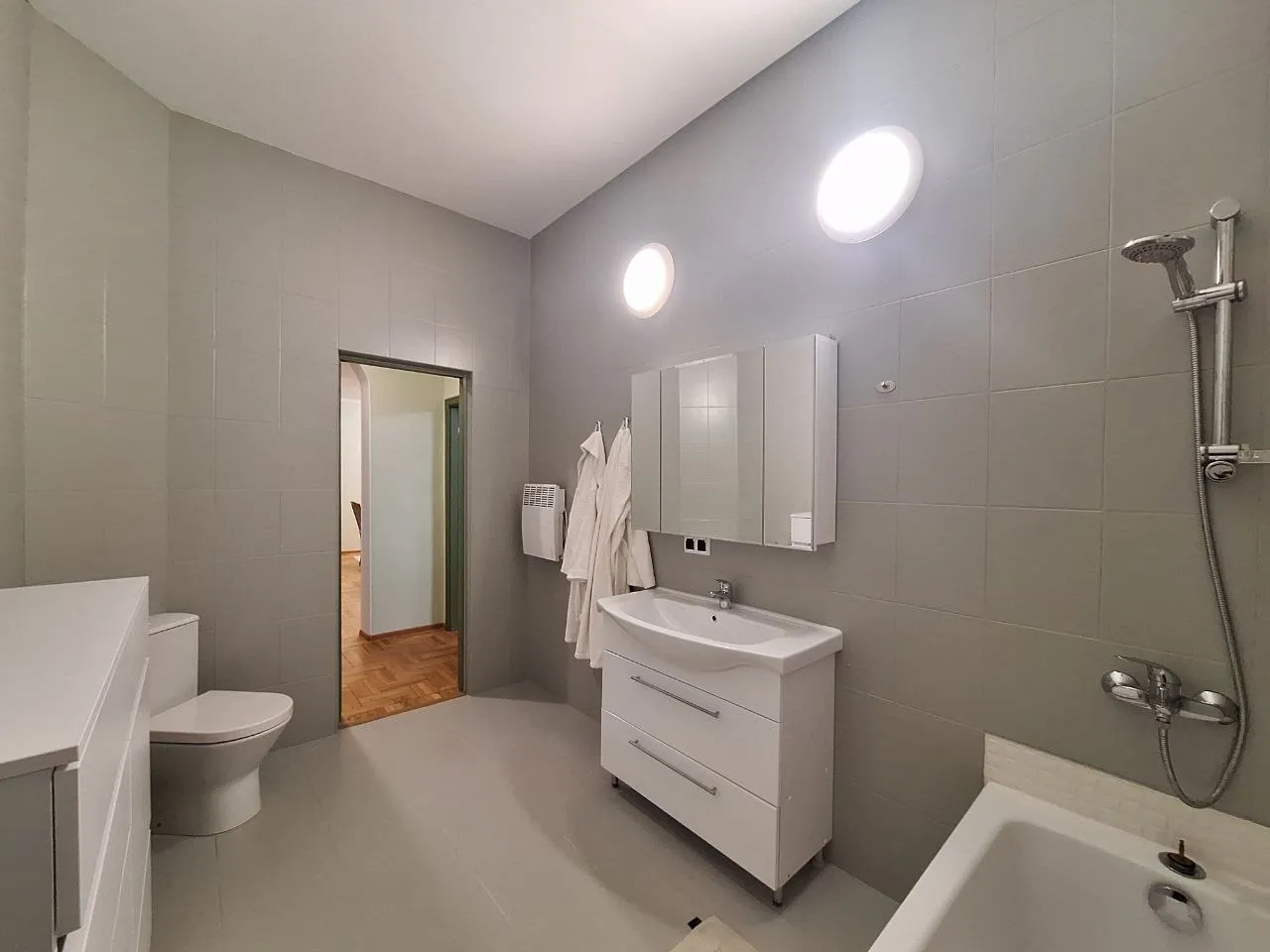 Chișinău Buiucani str. Vasile Stroescu 13