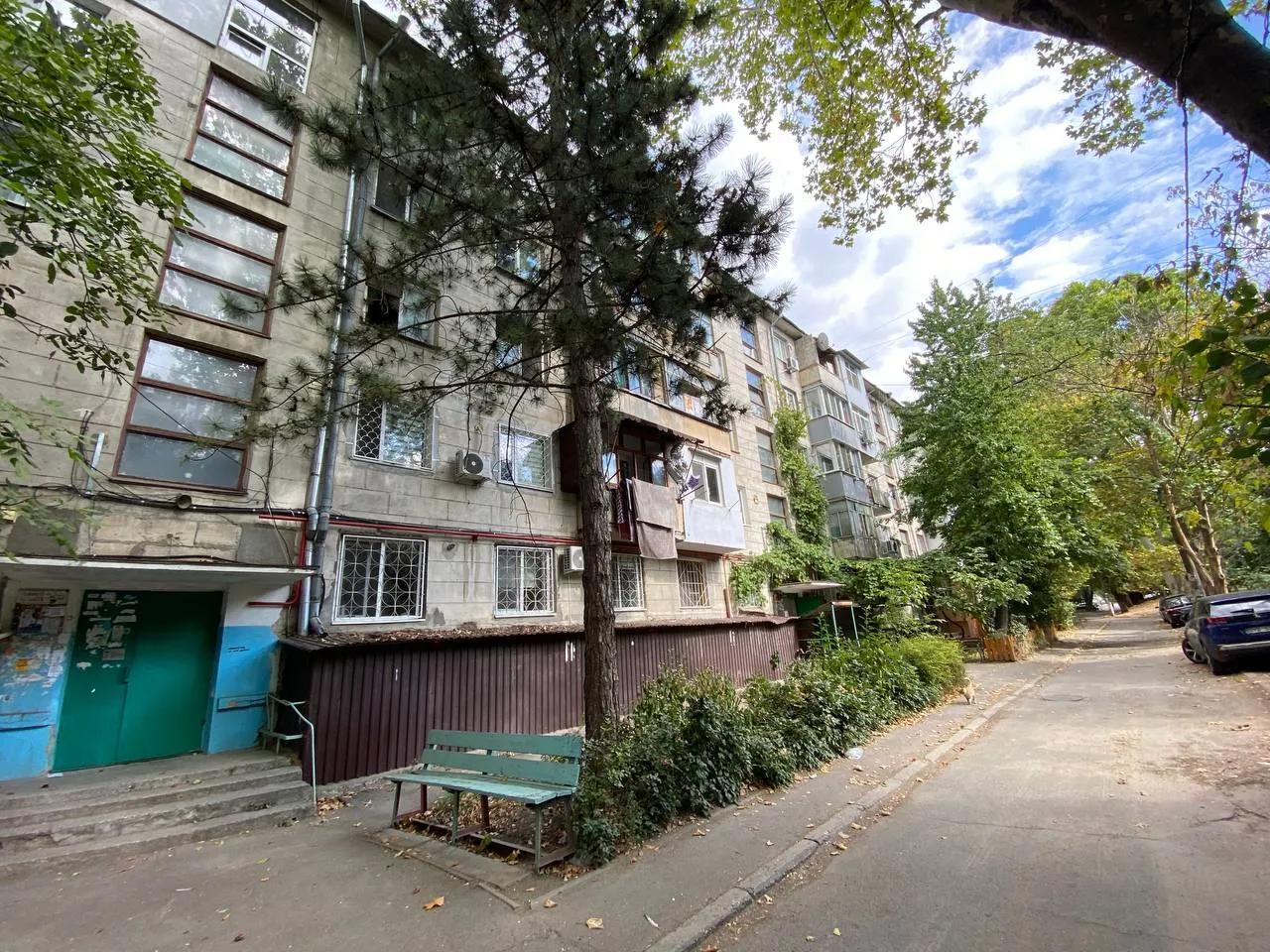 Chișinău Botanica bd. Dacia 11