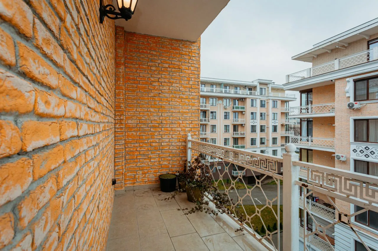 Chișinău Buiucani str. Liviu Deleanu 11