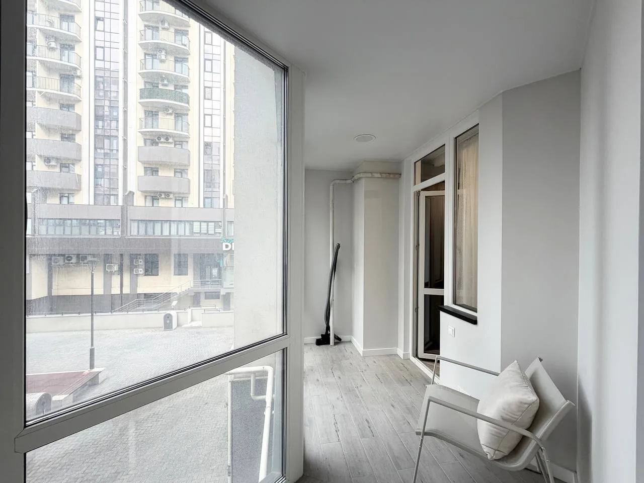 Chișinău Centru bd. Renașterii Naționale 5