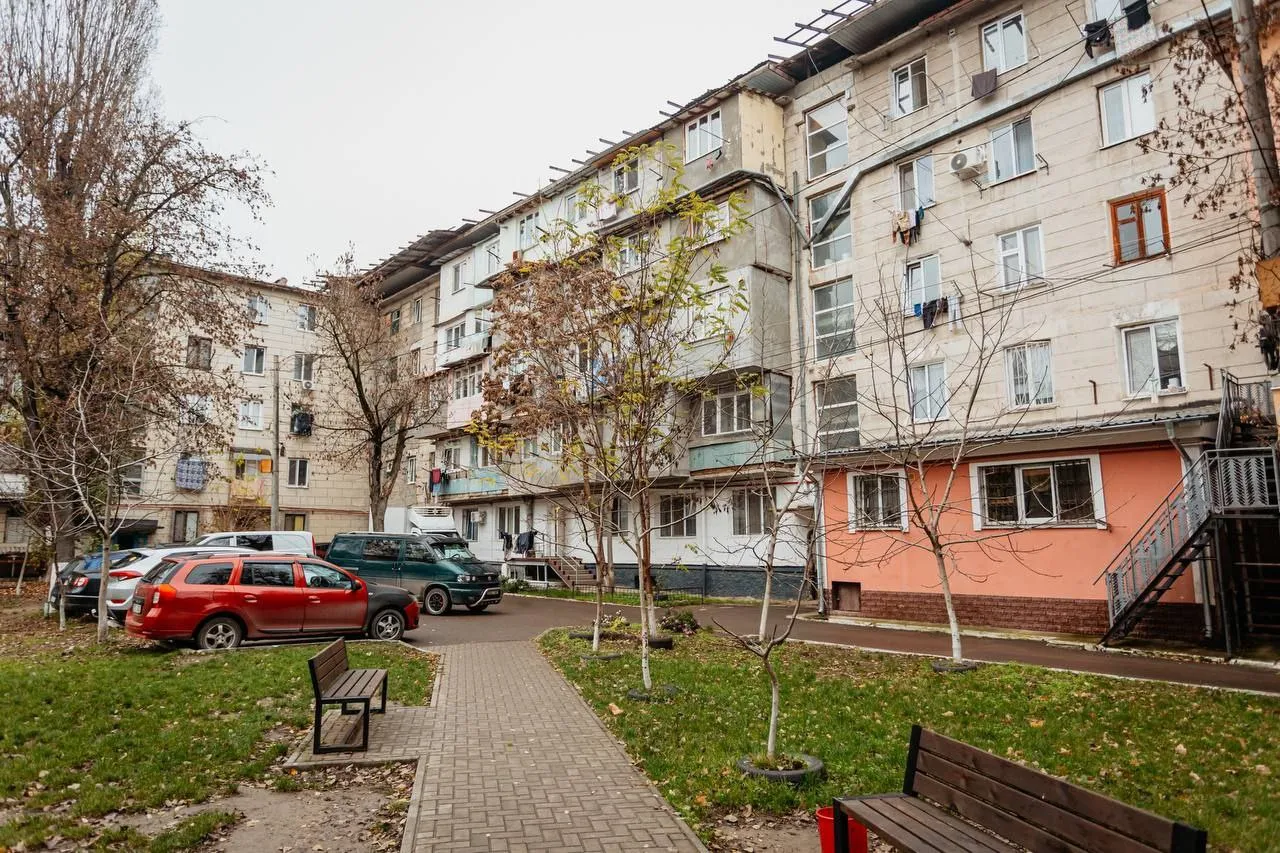 Кишинев Ботаника  ул. Константин Брынкушь 10