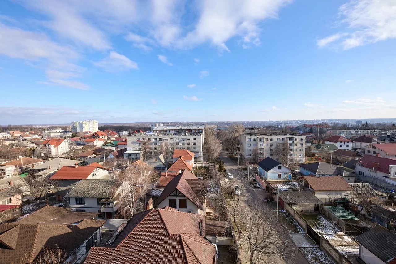 Chișinău Buiucani str. Ion Luca Caragiale 13