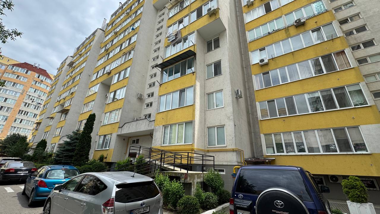 Кишинев Буюкань ул. Алба Юлия 18