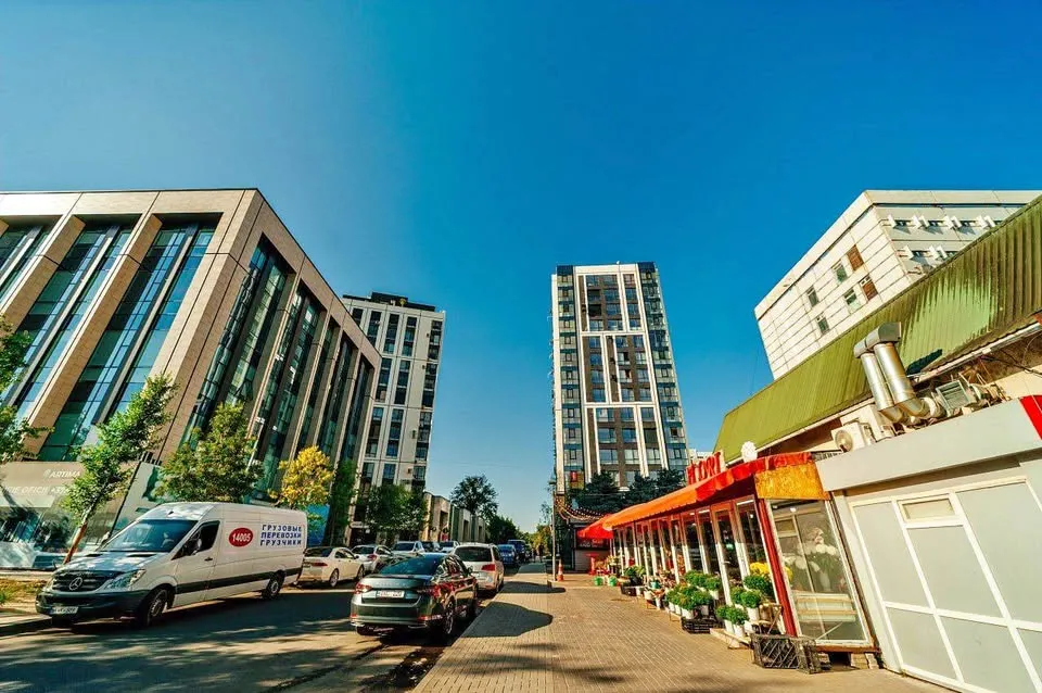 Chișinău Buiucani str. Calea Ieșilor 1