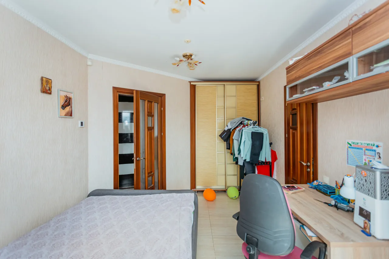 Chișinău Botanica str. Trandafirilor 7