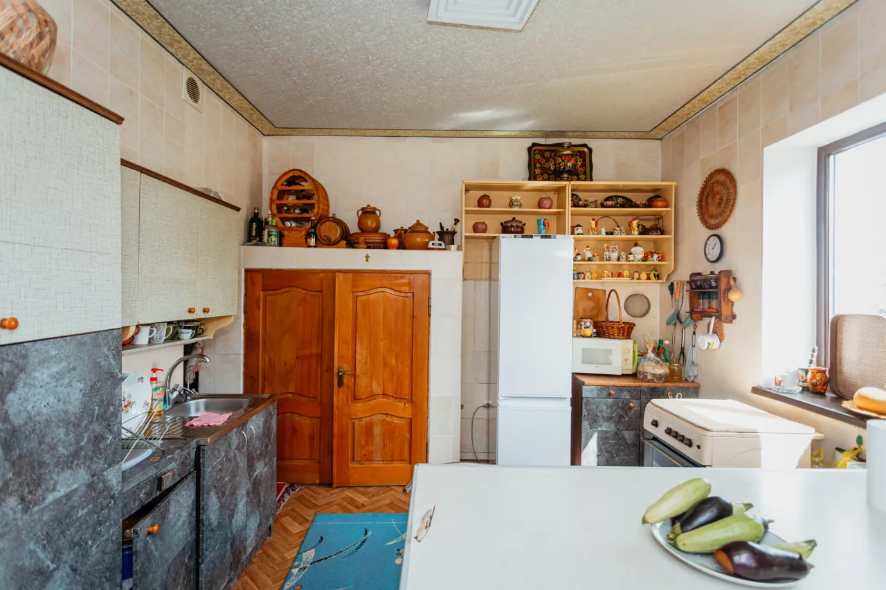 Chișinău Codru str-la. 5 Pomicultorilor 12