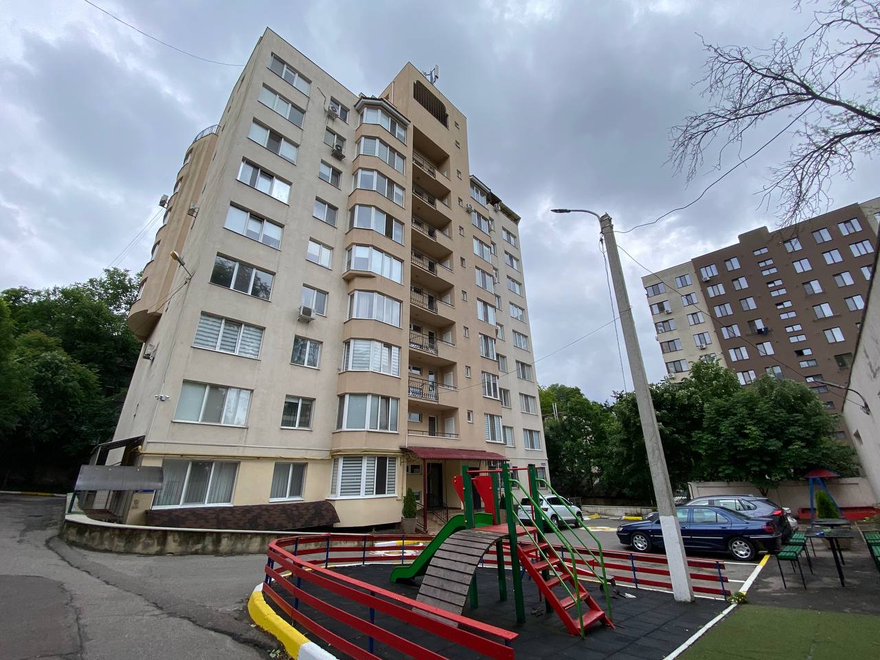 Chișinău Rîșcani str. Dumitru Rîșcanu 9
