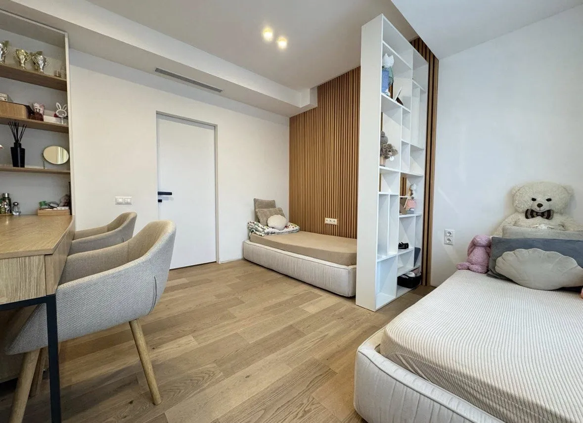 Chișinău Botanica str. Grenoble 8