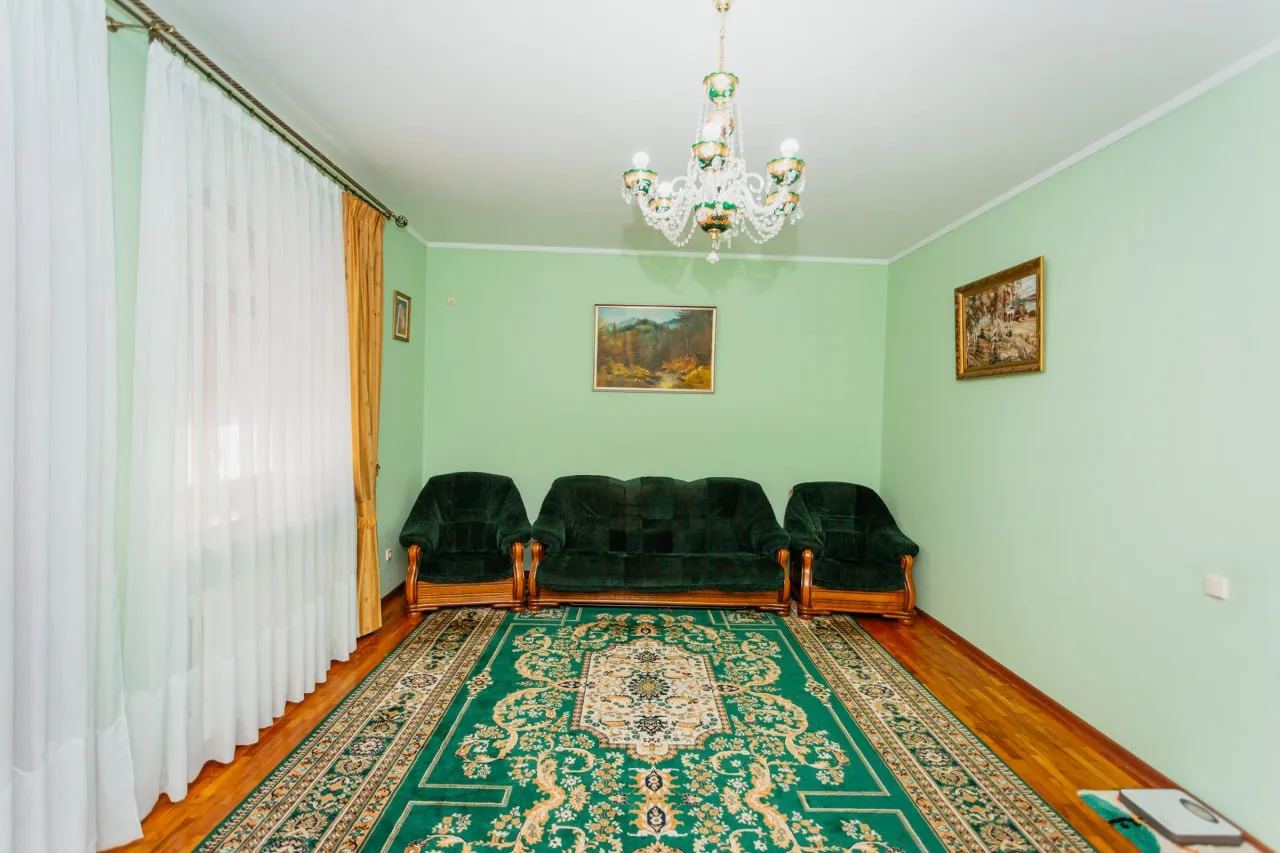 Кишинев Кодру ул. Сфынтул Петру 3