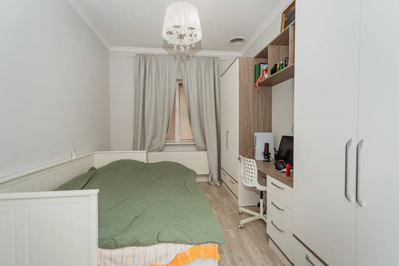 Chișinău Codru str. Izvoarelor 8