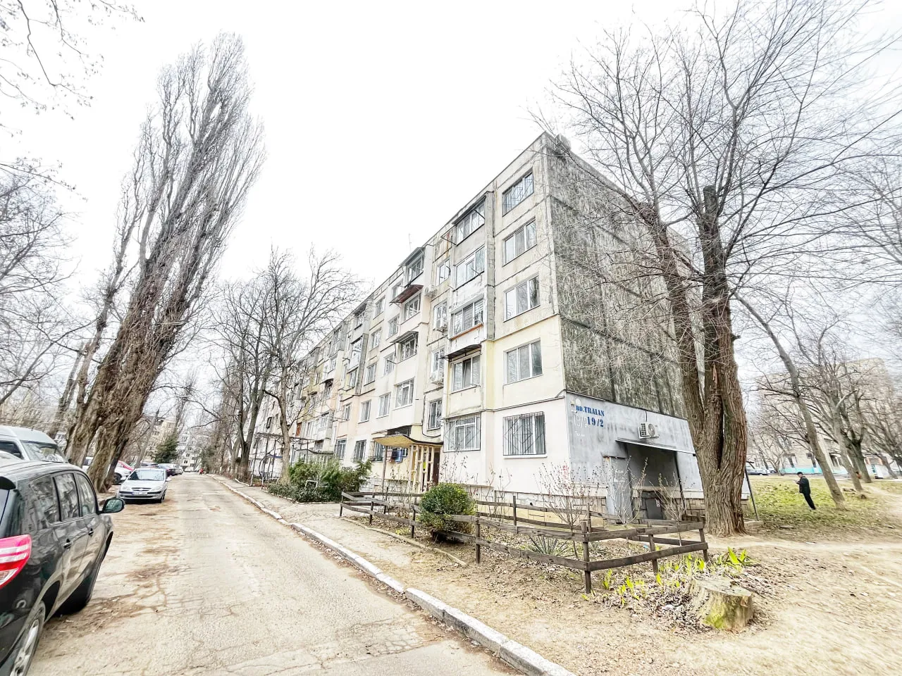 Кишинев Ботаника бул. Траян 5