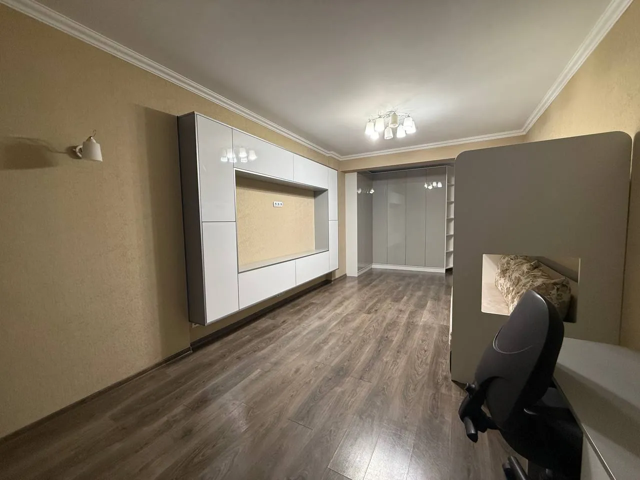 Кишинев Чокана бул. Мирча чел Бэтрын 8