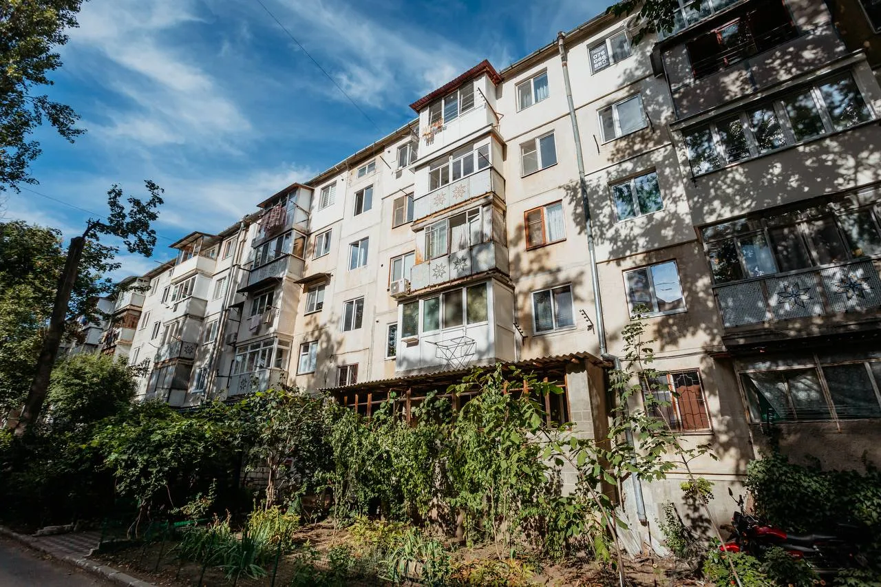 Chișinău Botanica str. Nikolai Zelinski 7