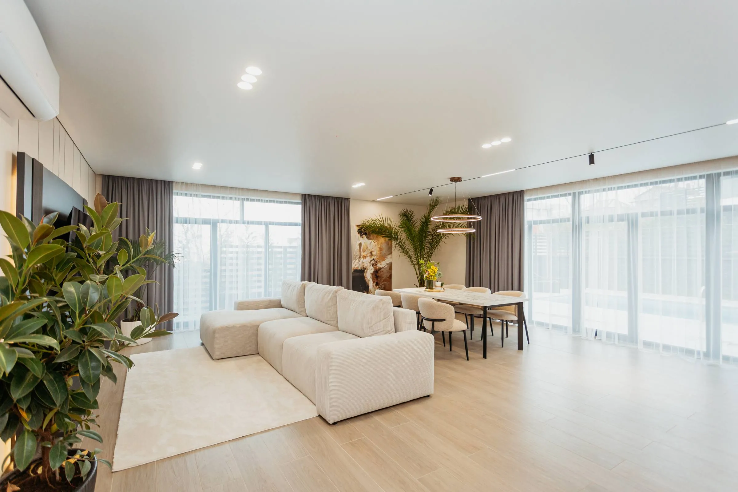 Кишинев Колоница ул. Чиприан Порумбеску 12