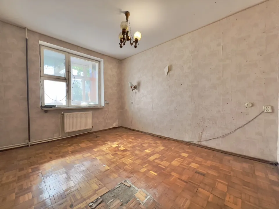 Chișinău Rîșcani str. Florilor 4