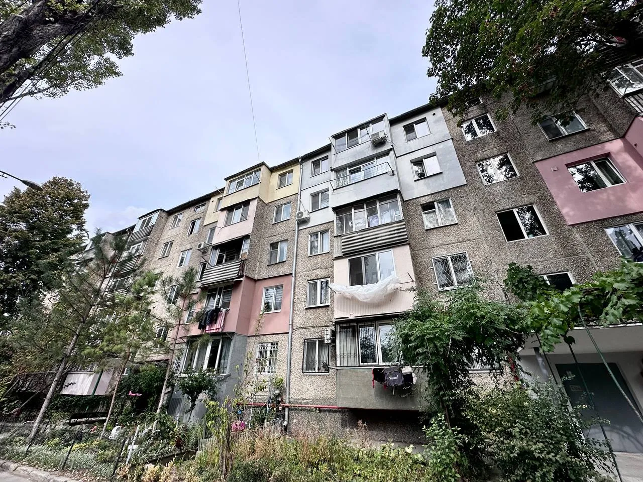 Chișinău Botanica str. Hristo Botev 10