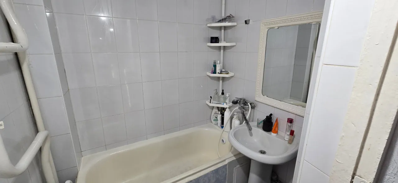 Кишинев Ботаника, ул. Четатя Албэ 6