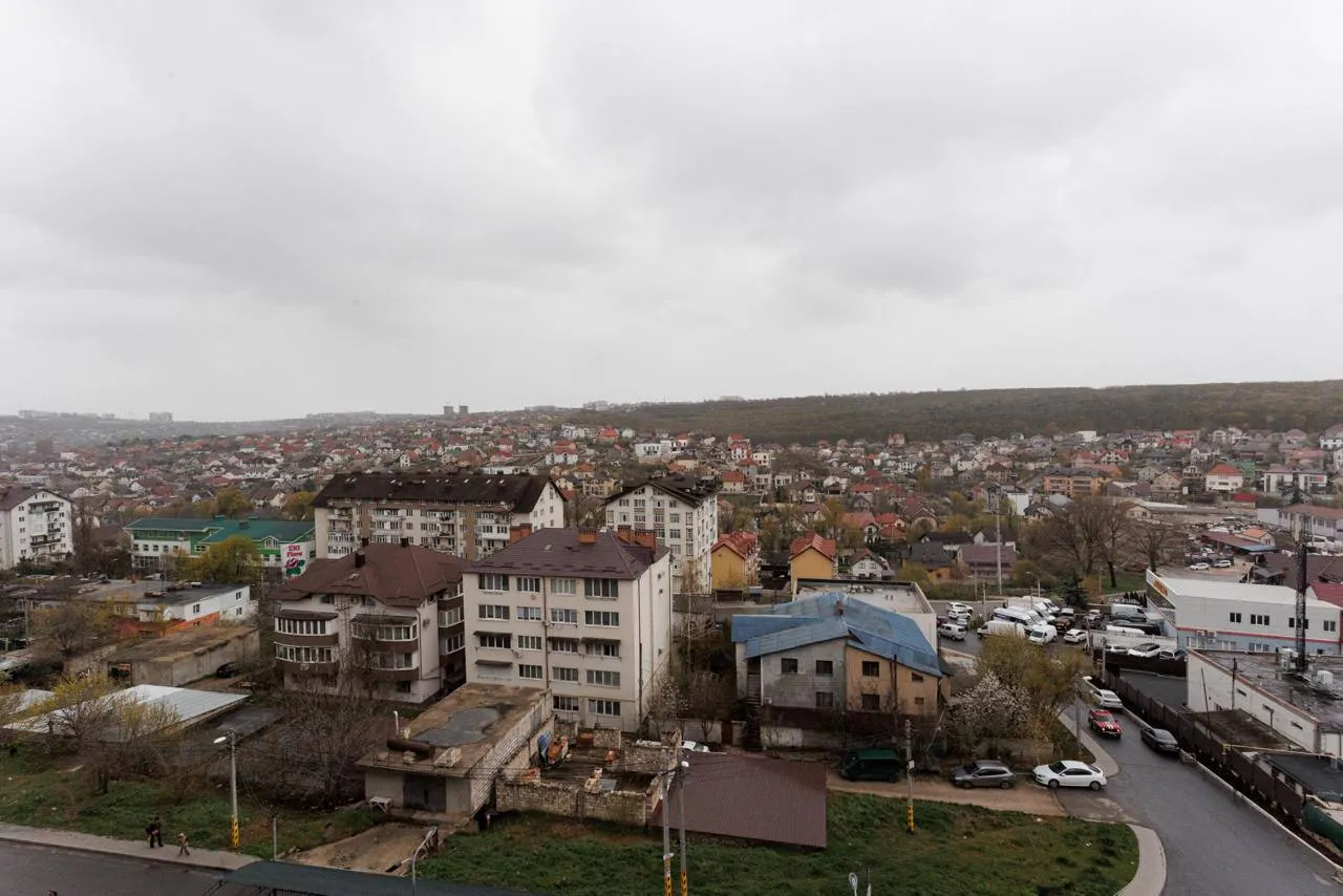 Chișinău Buiucani str. Codrilor 13