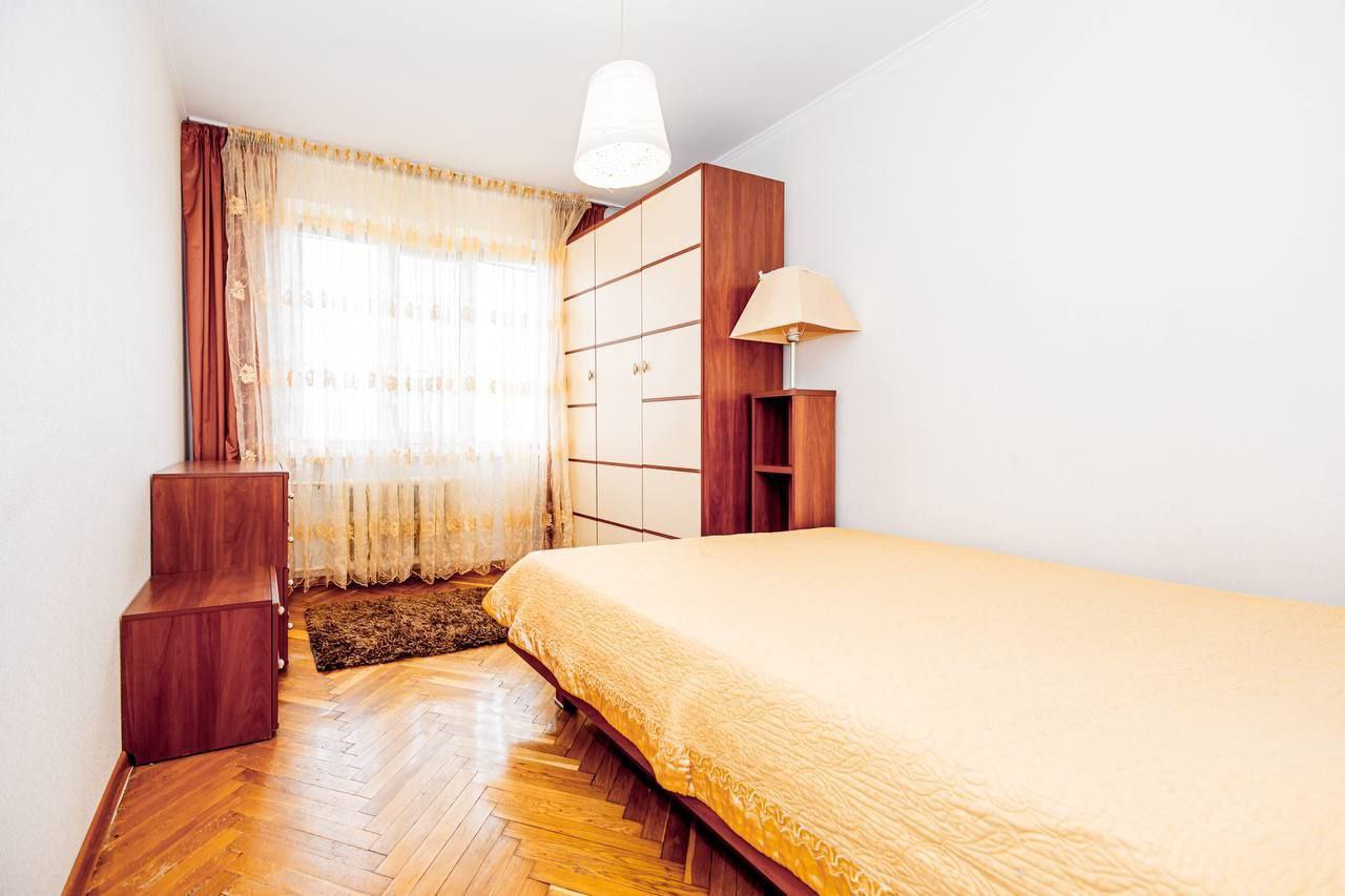 Chișinău Botanica str. Independenței 5