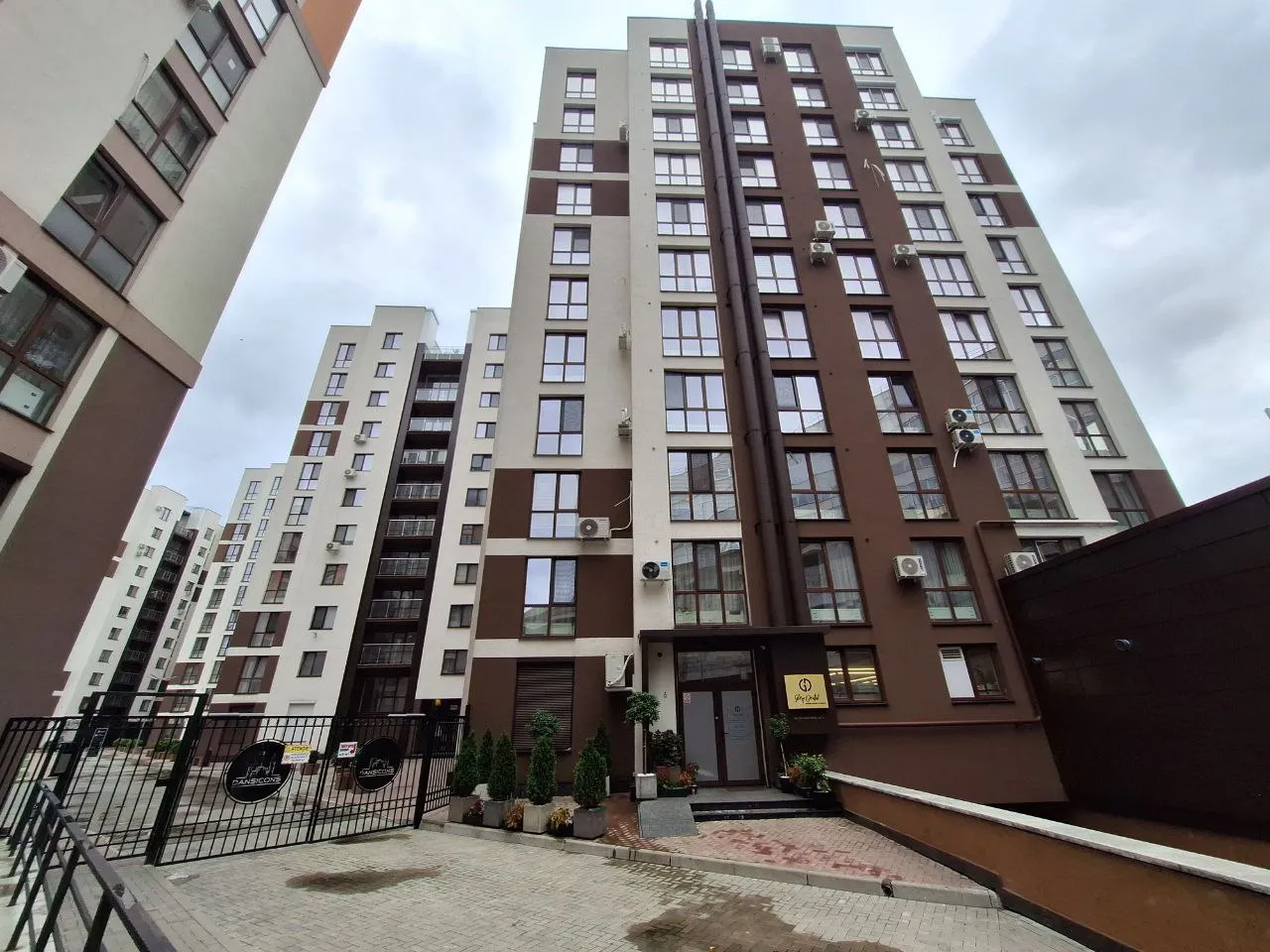 Chișinău Botanica bd. Decebal 9