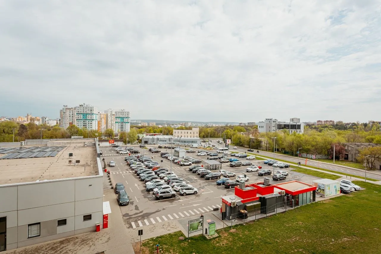 Chișinău Centru str. Nicolae Testemițanu 15