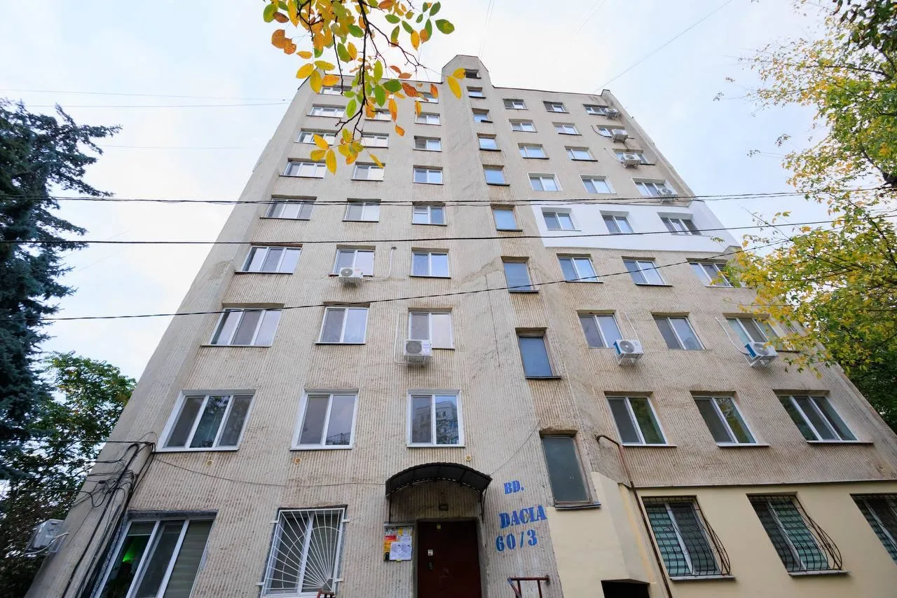 Chișinău Botanica bd. Dacia 10