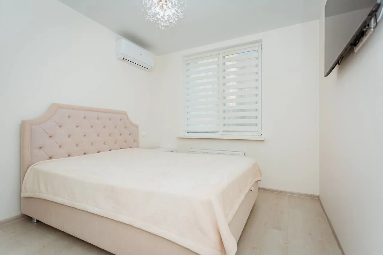 Chișinău Botanica str. Grenoble 4