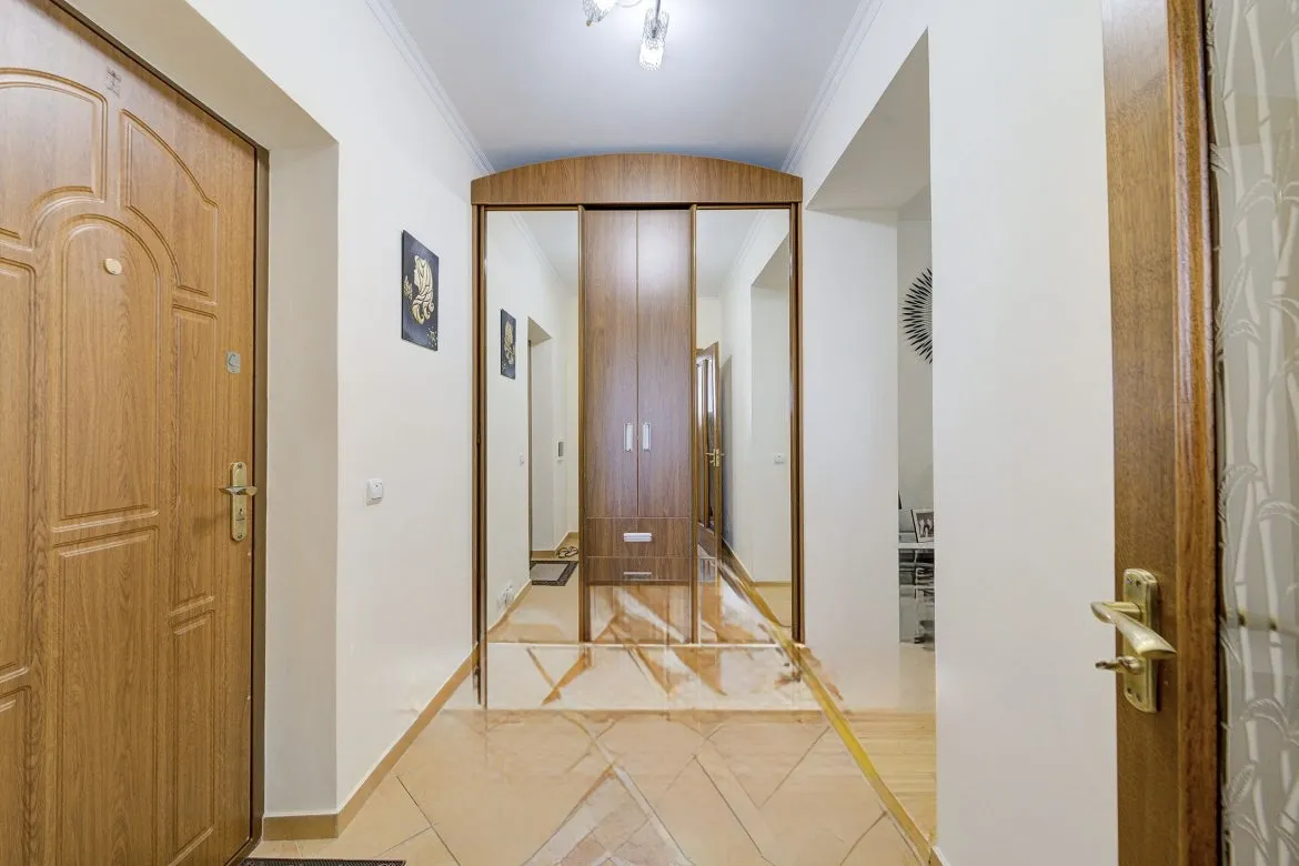 Chișinău Centru str. Nicolae Testemițanu 11