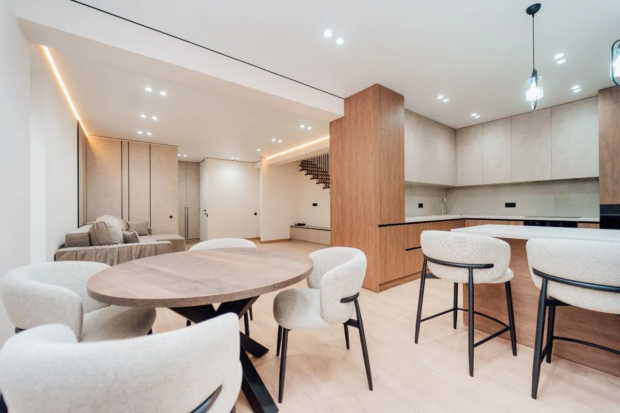 Яловень, Окрайна ул. 31 августа 1989 1