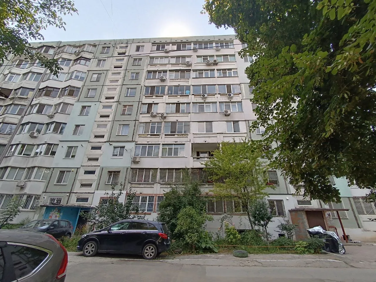 Chișinău, Botanica bd. Cuza Vodă 9