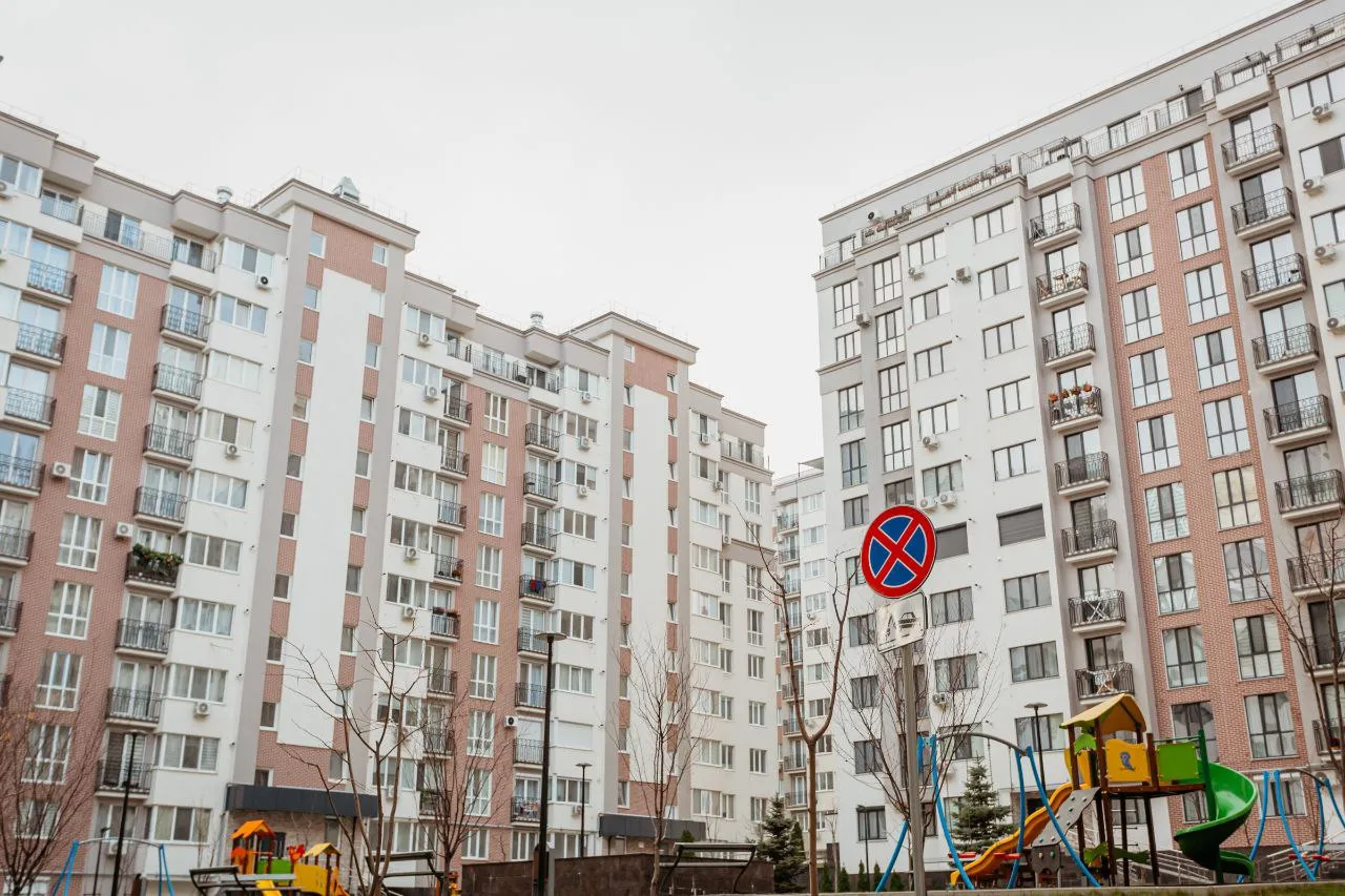 Chisinau Cionana str.Mircea cel Batran  12