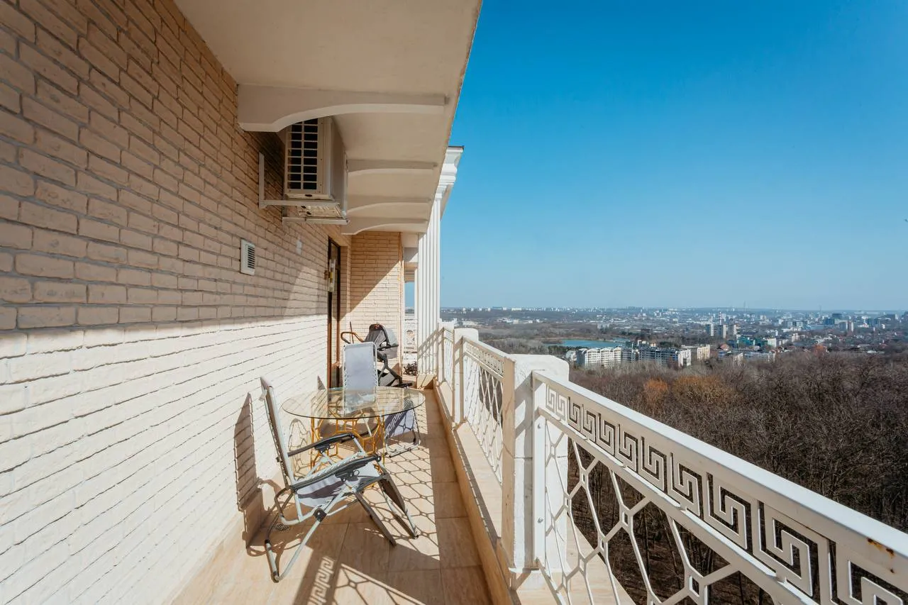 Chișinău Buiucani str. Liviu Deleanu 16