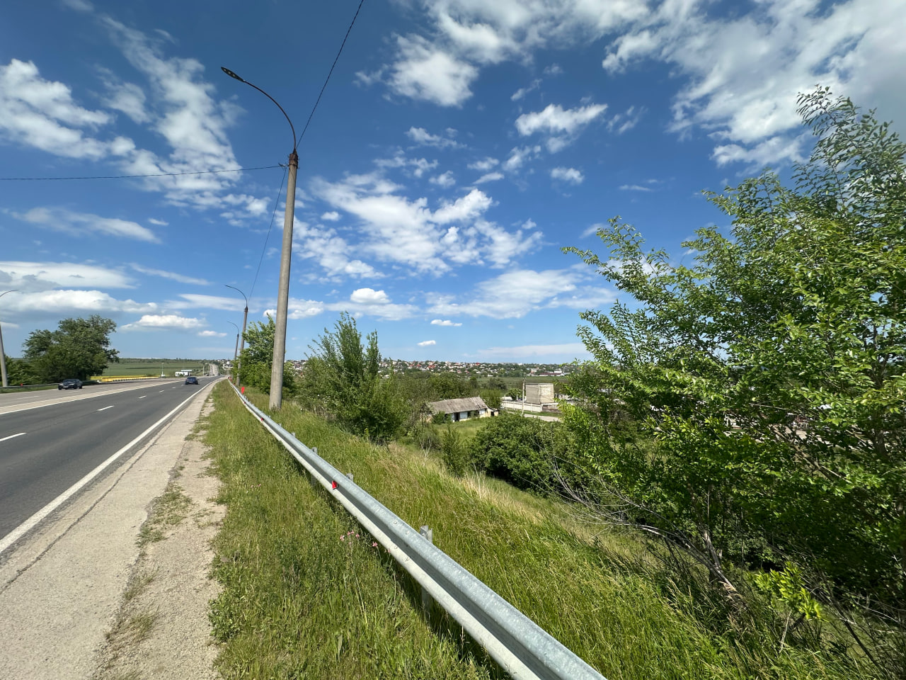 Chișinău com. Băcioi sat. Străisteni str. Arhangel Mihail 7