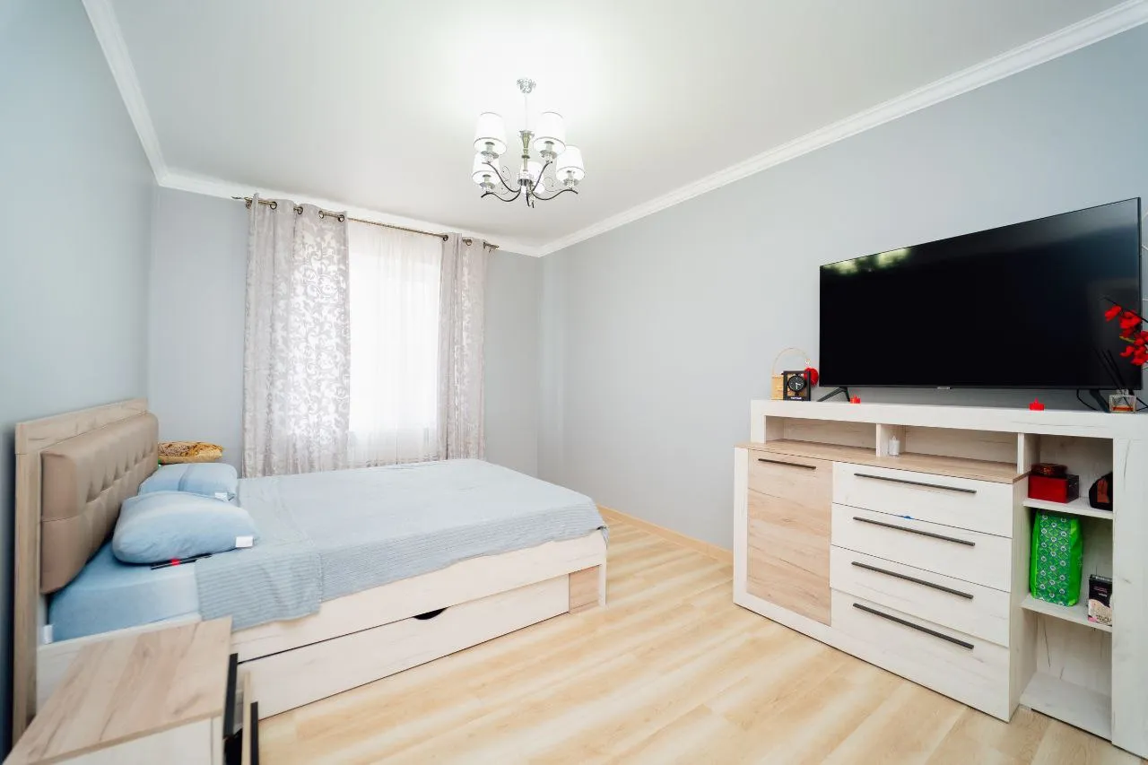 Chișinău com. Băcioi str. Lalelelor 11