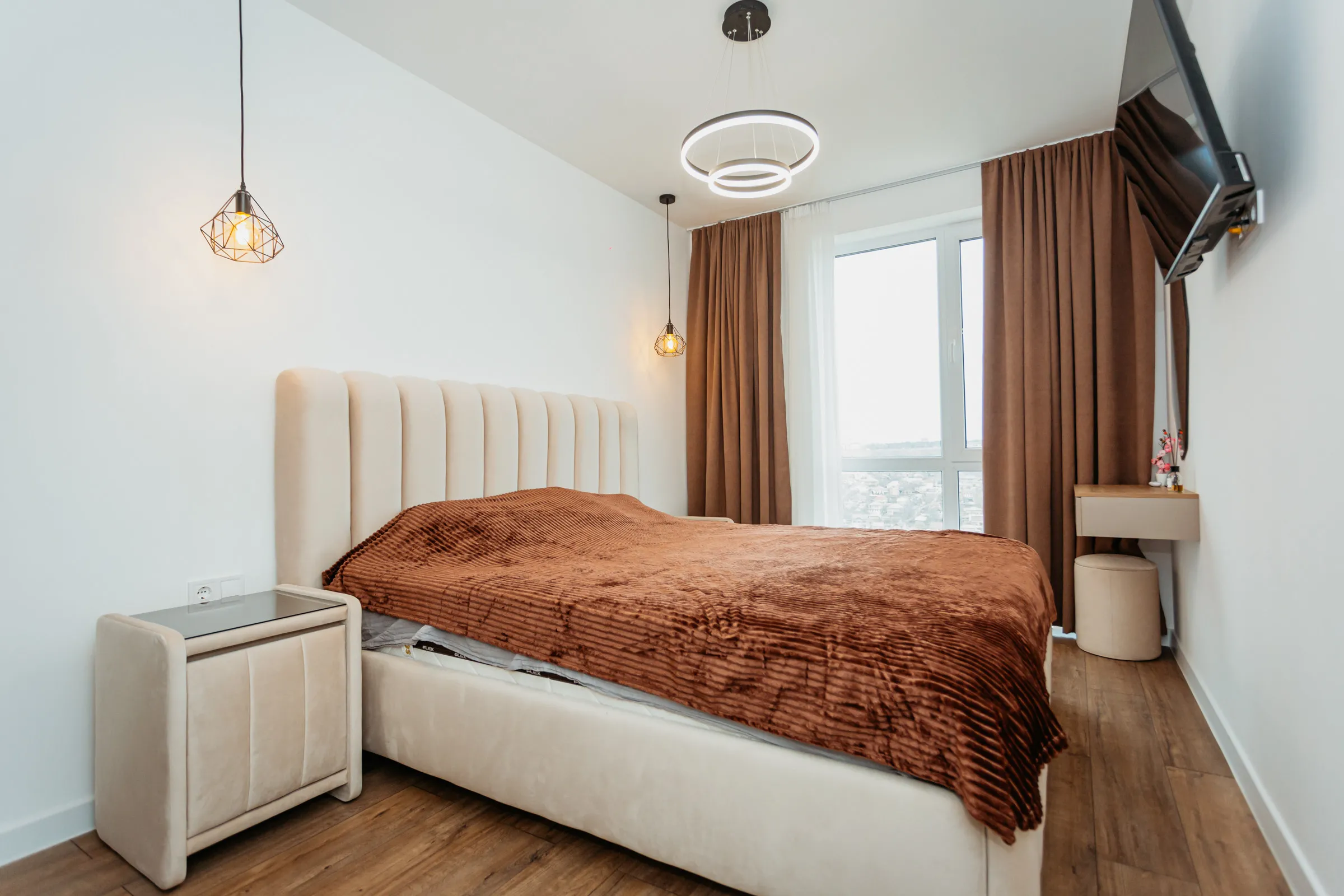 Chișinău Codru str. Cobzarilor 6