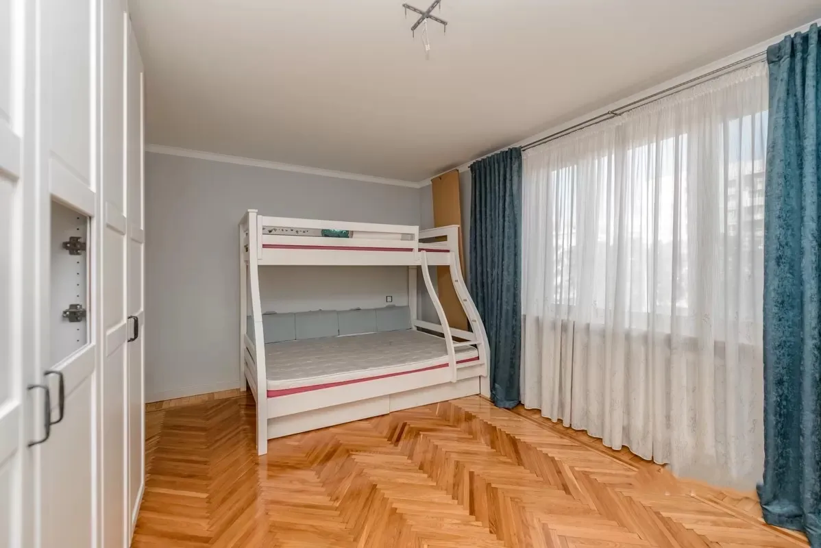 Chișinău Rîșcani str. Alecu Russo 8