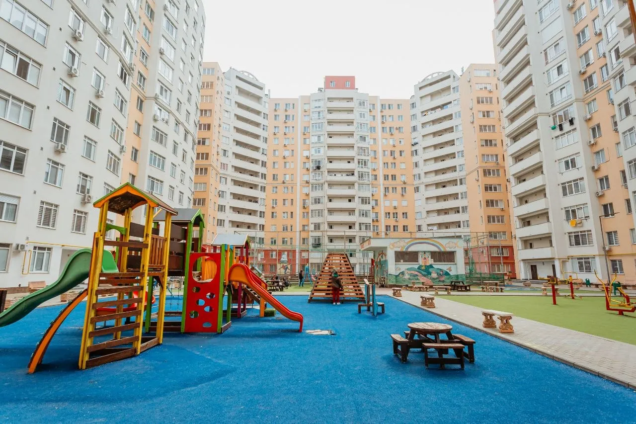 Chișinău Centru str. Nicolae Testemițanu 10