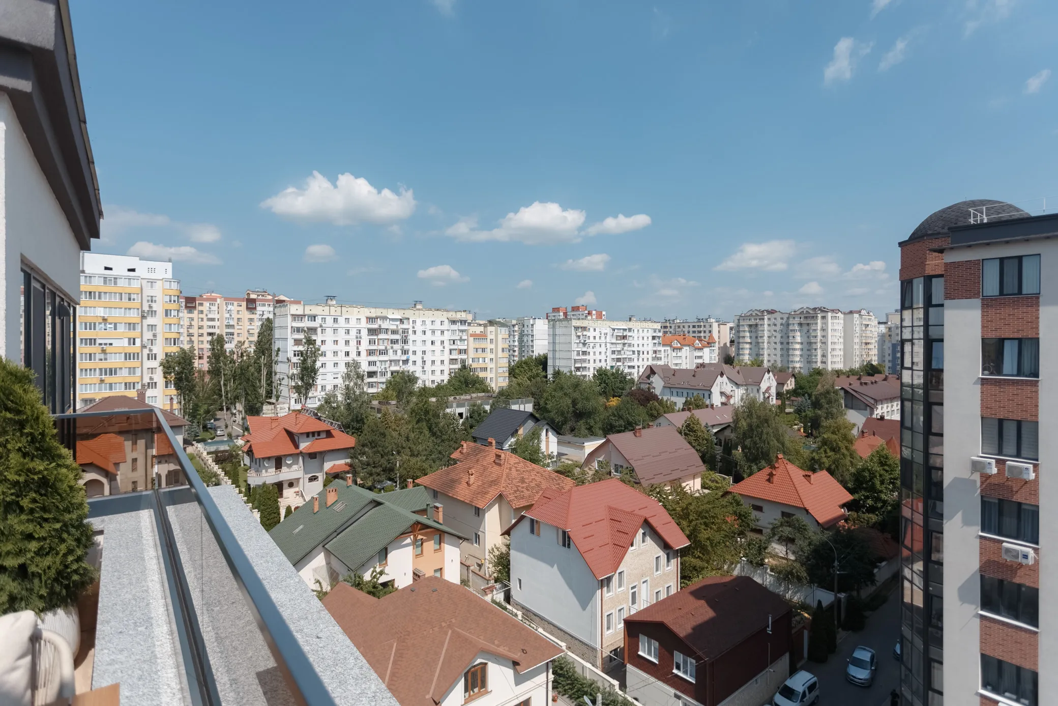 Chișinău Buiucani str. Ion Buzdugan 14