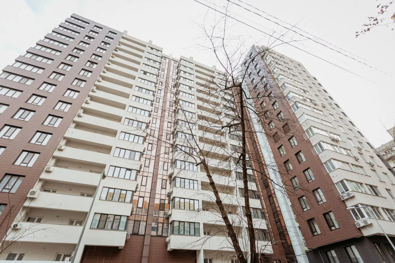 Кишинев Центр ул. Лев Толстой 9